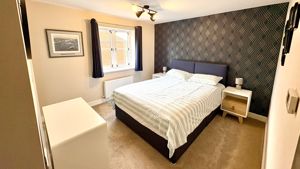 Photo 8- click for photo gallery